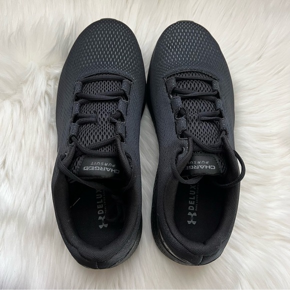 New with Box Under Armour Men's black UA Charged Pursuit 2 4E Shoe Size 10.5 - Picture 5 of 9